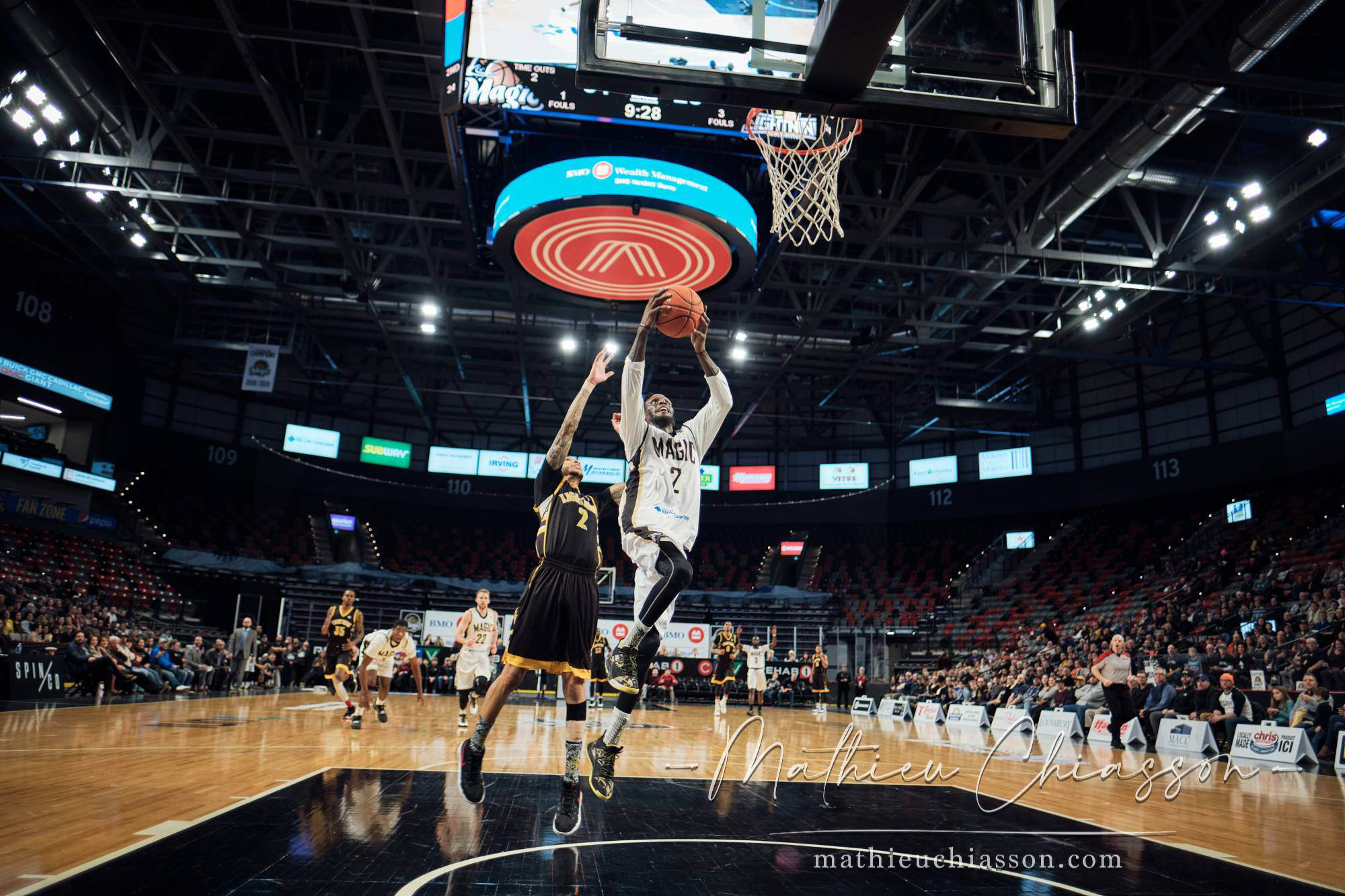 Photo by Mathieu Chiasson